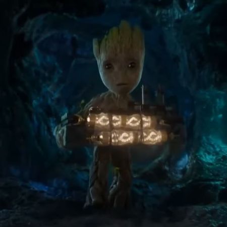Baby Groot carrying the bomb